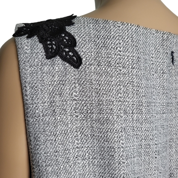 Kasper Dress. White/Grey/Black Tweed style. Lace shoulders. Size 12 - Picture 4 of 8